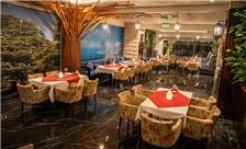 Hotel Dining Space